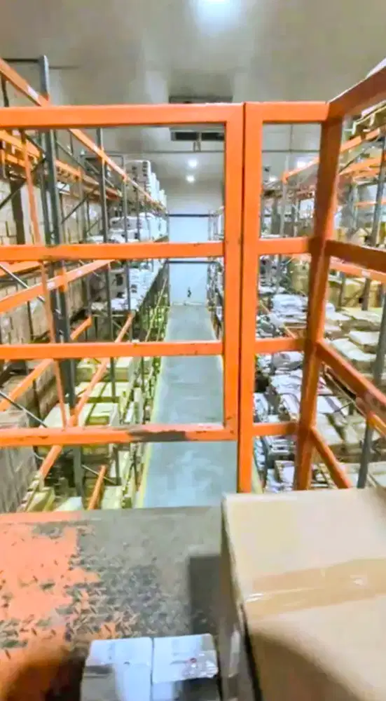 Helper Gudang Warehouse