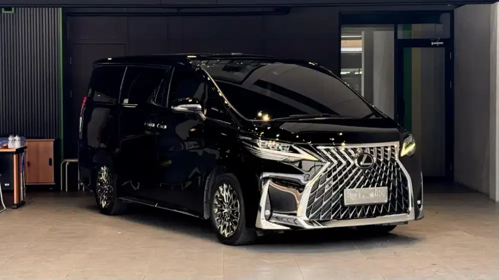 [KM 18k] Lexus LM350 7 seater 2021