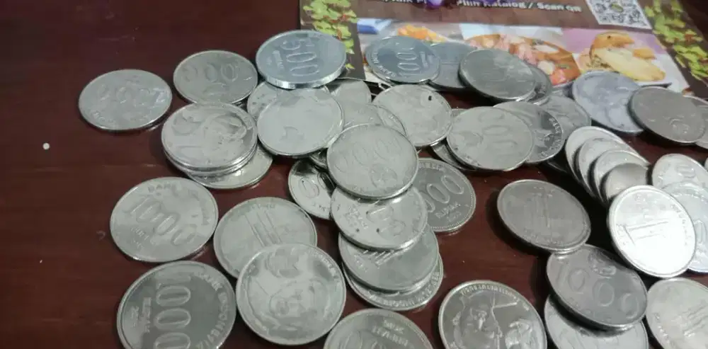 Uang koin angklung RP 1.000