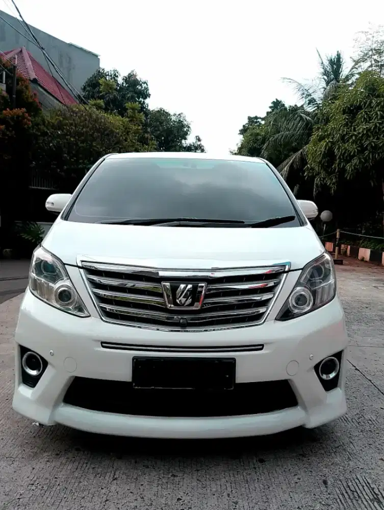 Alphard SC Premium Sound 2013