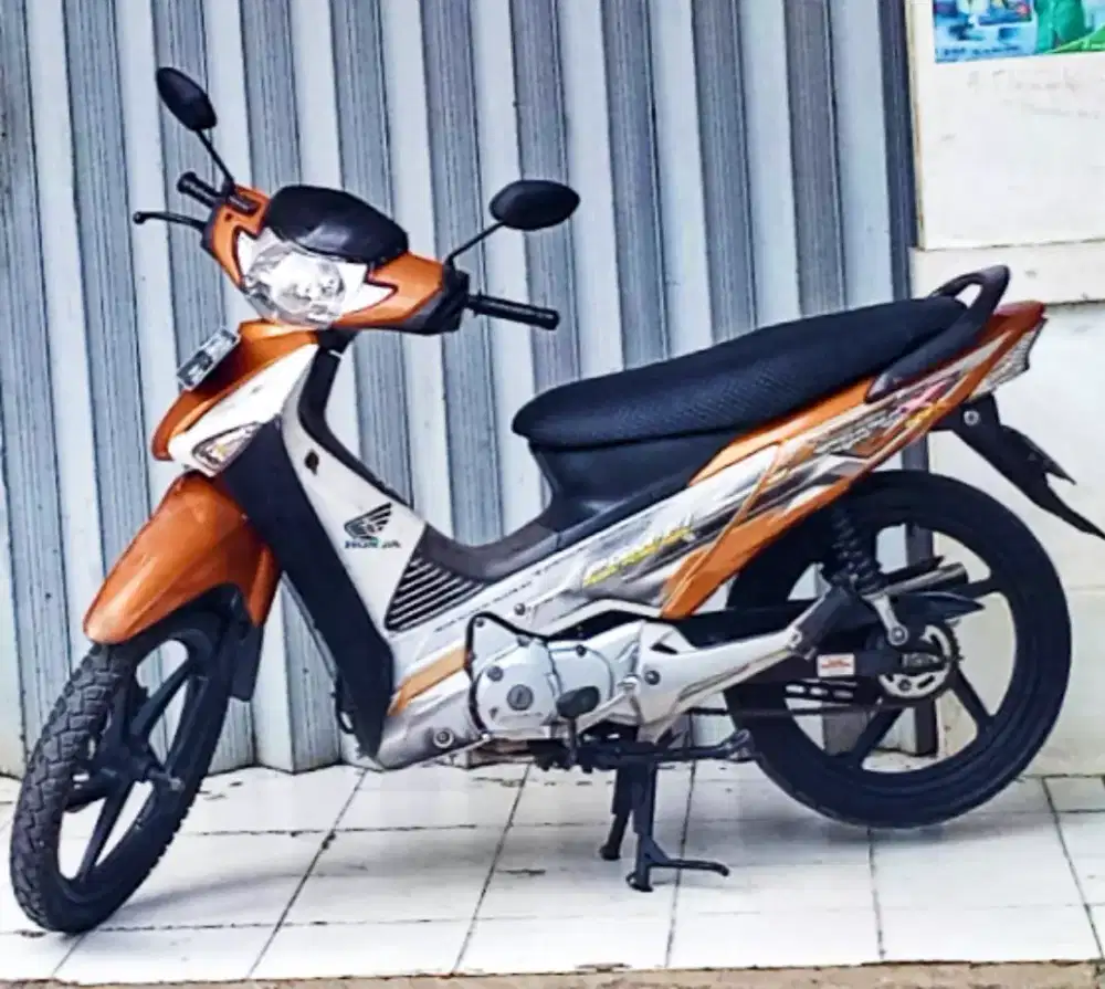 DIJUAL CEPAT HONDA SUPRA X123.R,CW,PAJAK HIDUK