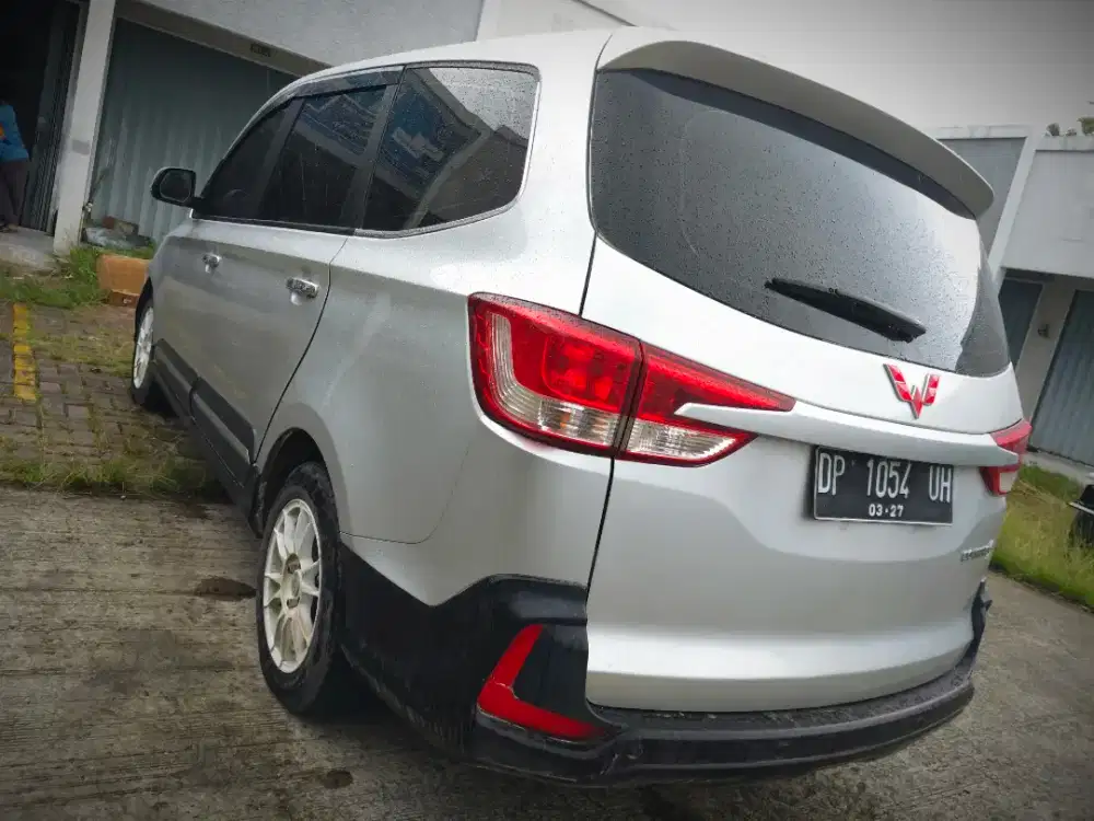 Pajak Panjang - Wuling Confero
