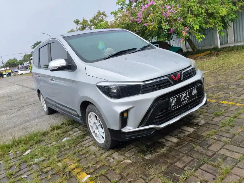 Pajak Panjang - Wuling Confero