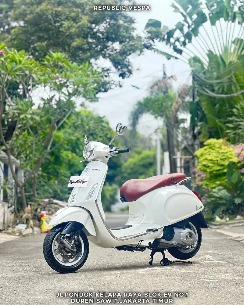 LOW KM PIAGGIO VESPA PRIMAVERA 150 3V TH 2014 Warna Putih