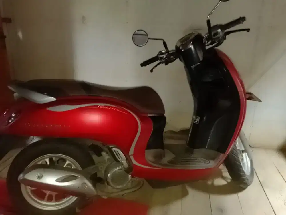 Diuual honda scoopy