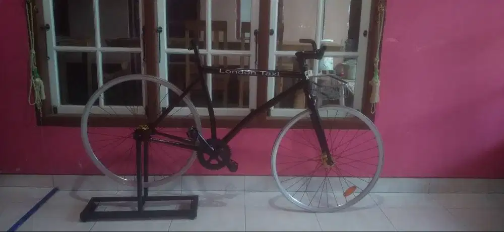 Sepeda fixsi klasik