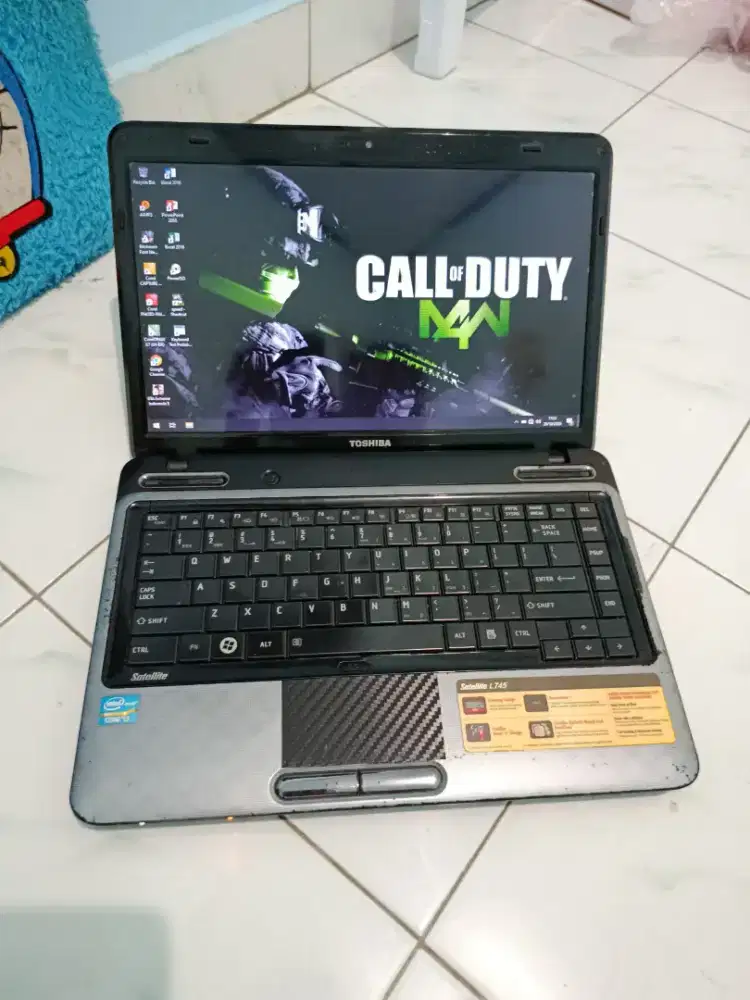Laptop Toshiba core i3 game desain murahh