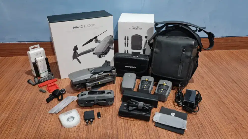 DJI Mavic 2 Zoom Fly More Kit