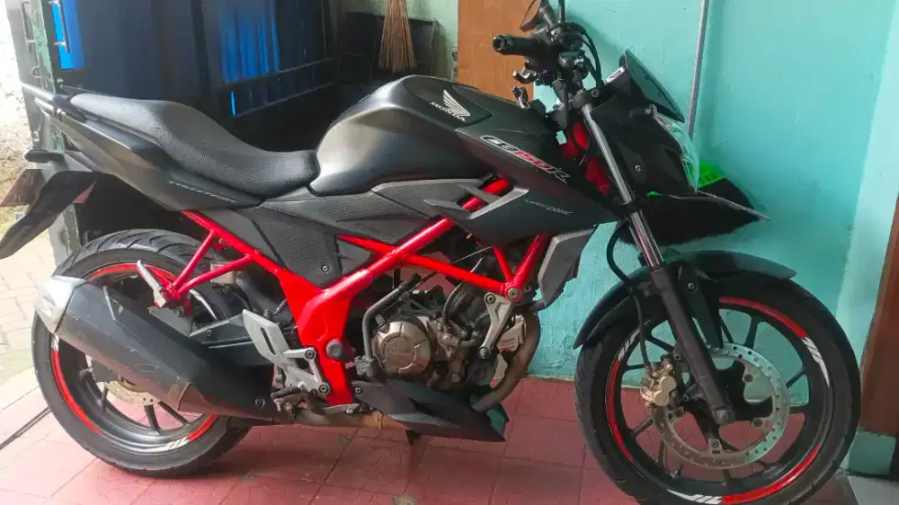 CB150R STREETFIRE 2018