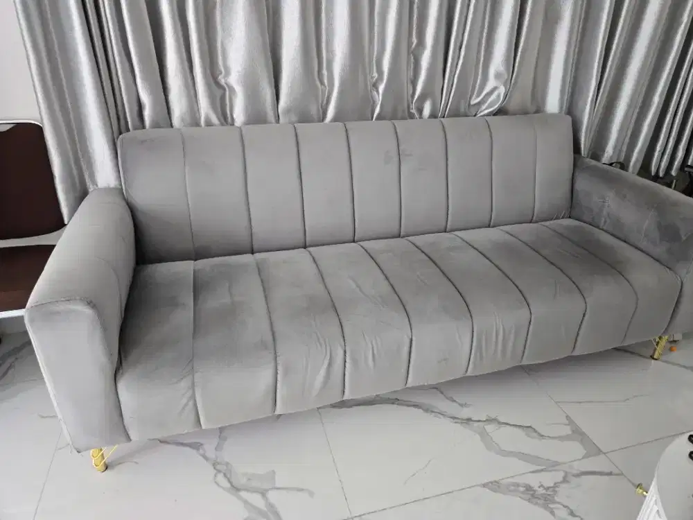 Sofa warna abu2