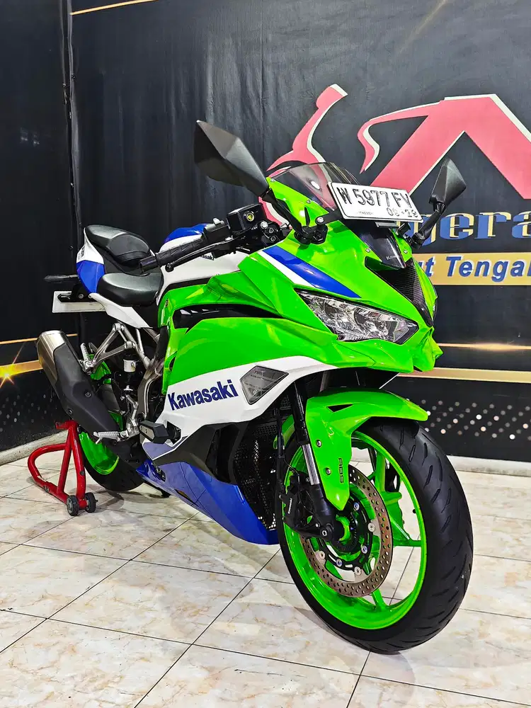 ZX25RR Aniversary abs Qs 250cc 4cilinder limit. Anugerah motor rungkut
