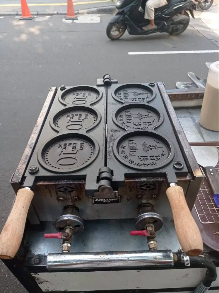 Kompor Coin Pancake isi 3 (Bekas)