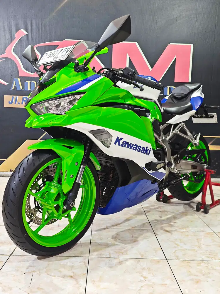 ZX25RR Aniversary abs Qs 250cc 4cilinder limit. Anugerah motor rungkut