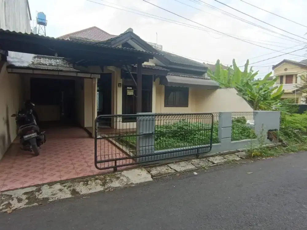 Sewa Rumah Luas di Antapani dkt Griya Sayap Sukanagara Antapani | LA147