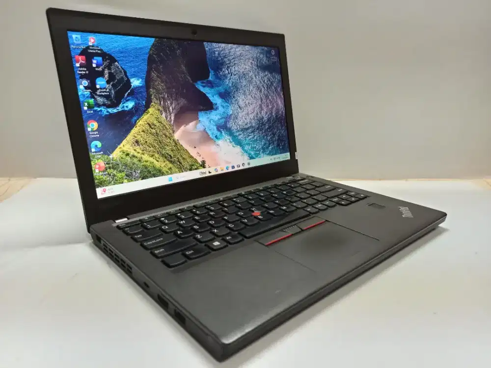Laptop mahasiswa.. Lenovo Thinkpad X270 Core i5 Gen6 /8Gb /256 gb