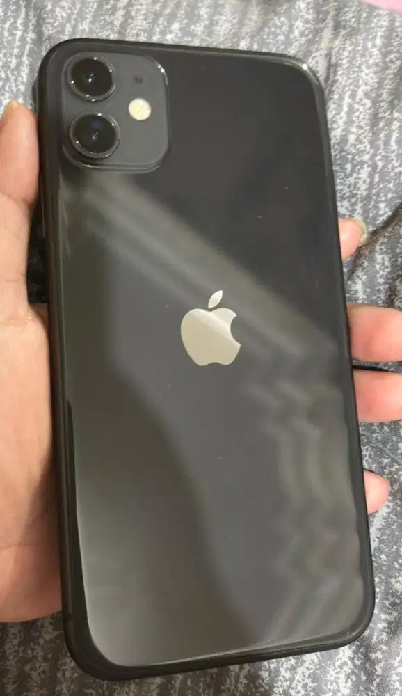IPHONE 11 BLACK
