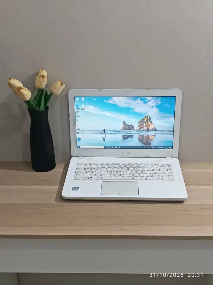 LAPTOP ASUS X441U CORE I3 GEN 6 RAM 8 SSD 128