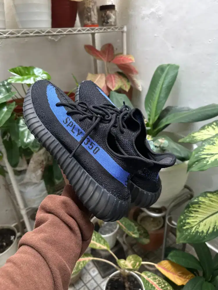 Adidas Yeezy Boost 350 V2