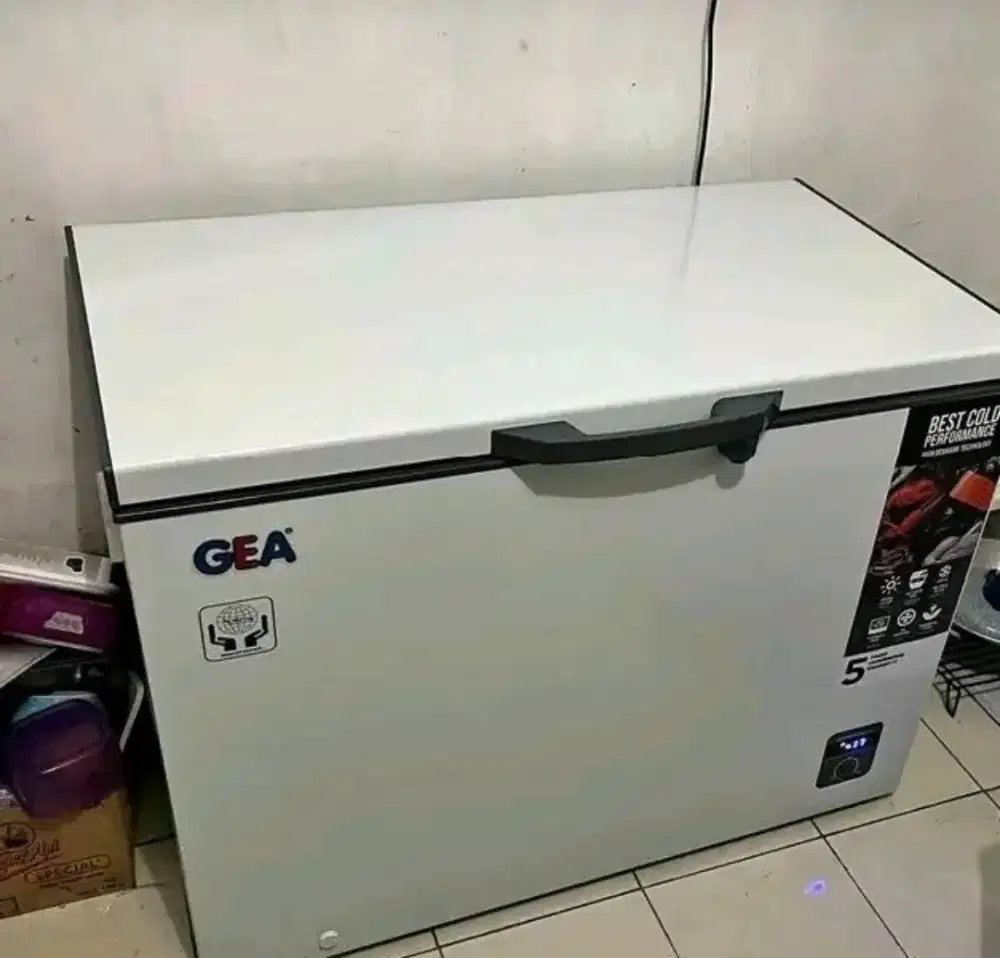 Freezer GEA 310L