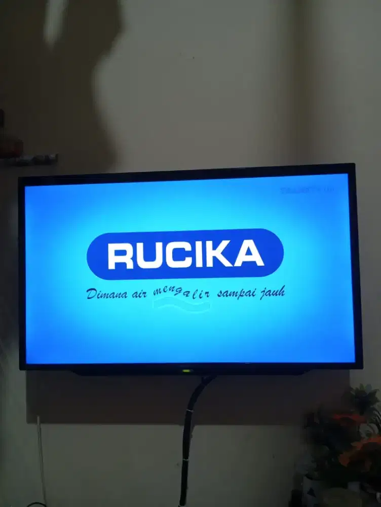 Led sharp 32 inch digital tv