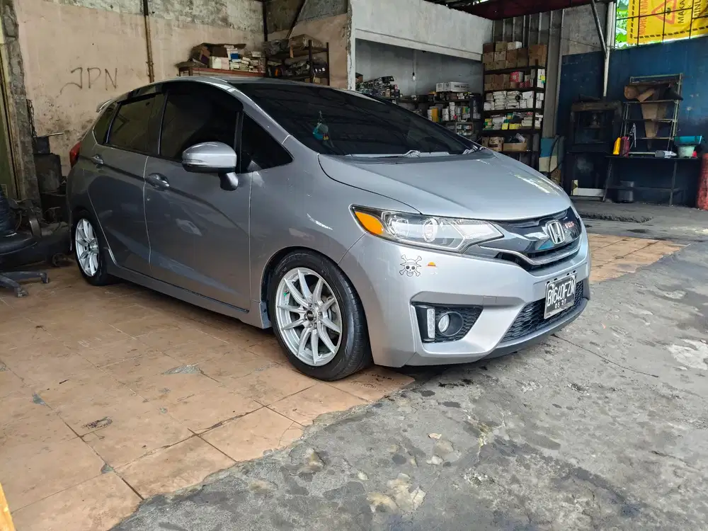 Honda Jazz RS manual th2016