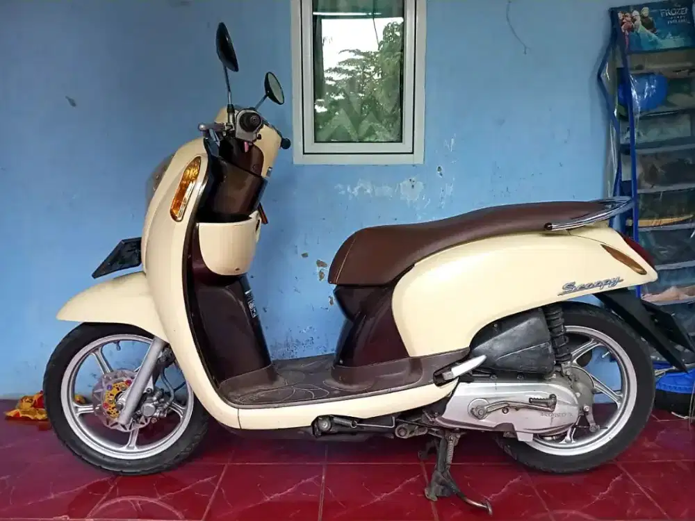 Scoopy Fi 2013 F Kota Madya