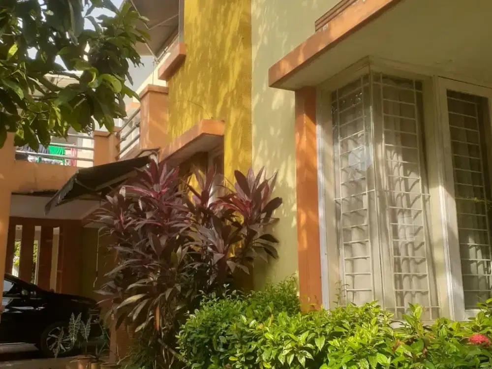 DIJUAL RUMAH HOEK SIAP HUNI LOKASI AMAN NYAMAN DAN STRATEGIS DI NEO CATALONIA  BSD CITY