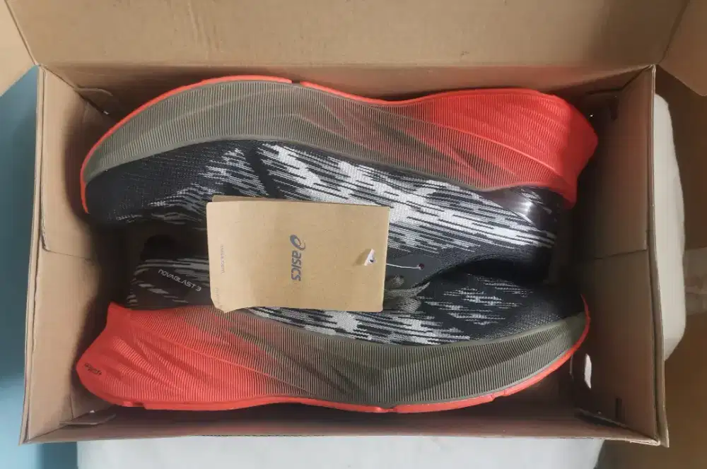 Dijual sepatu ASICS novablast 3 size 41