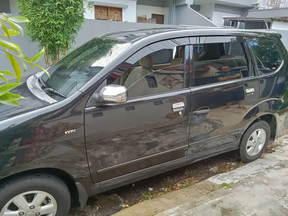 Toyota Avanza 2010 Bensin