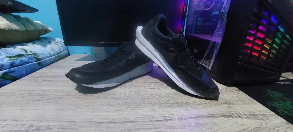 DIJUAL SEPATU NIKE LD WAFFLE SACAI BLACK