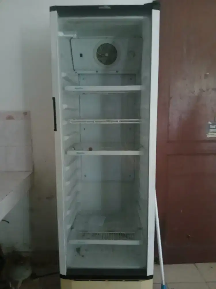 Jual cepat kulkas showcase