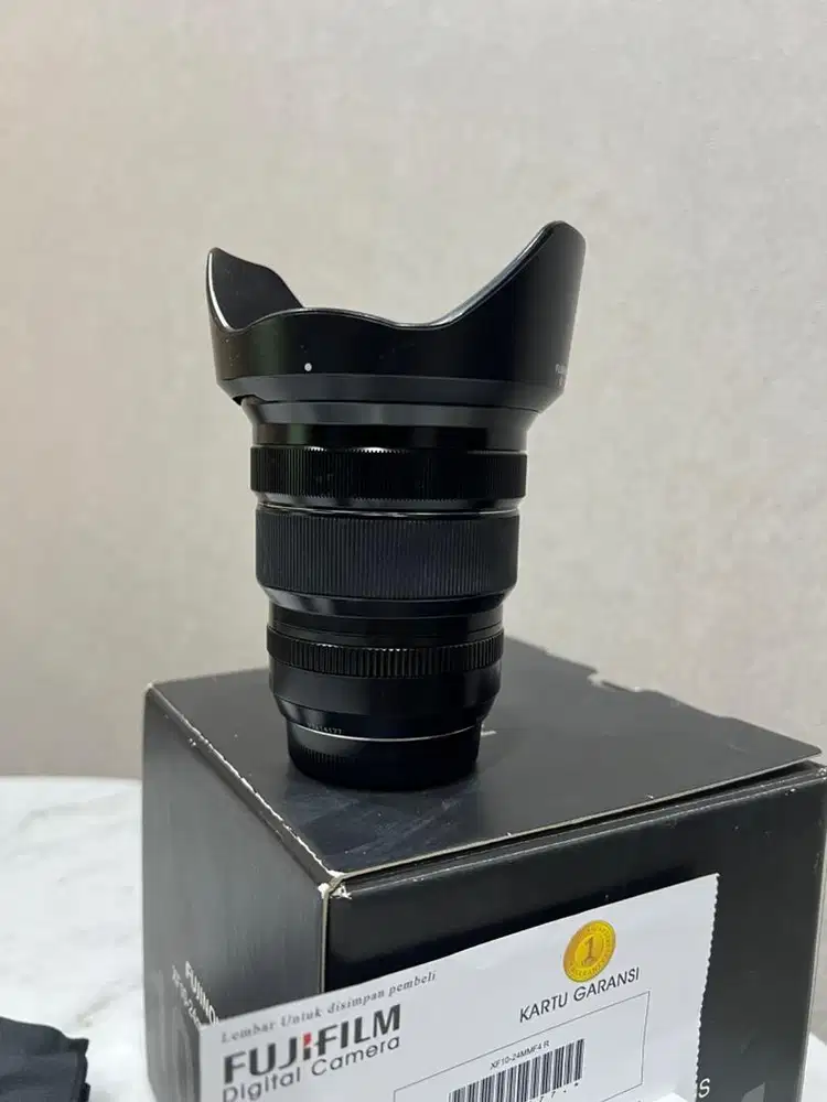 Lensa FUJI FILM XF 10-24 F4 R OIS