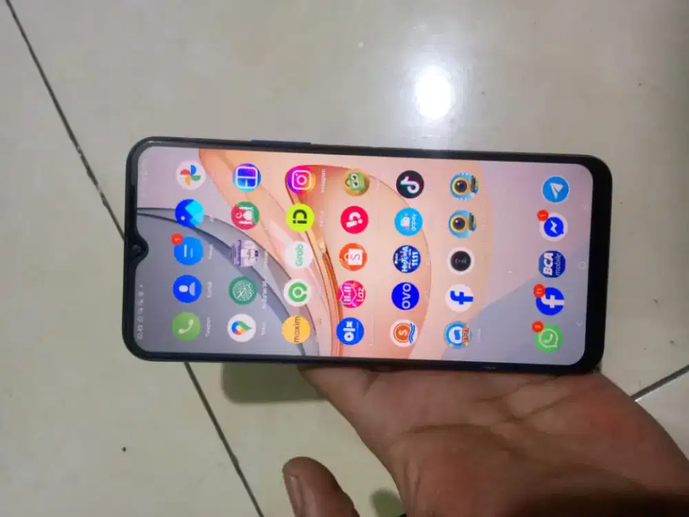 Vivo Y53s 8+4GB/128GB yatim