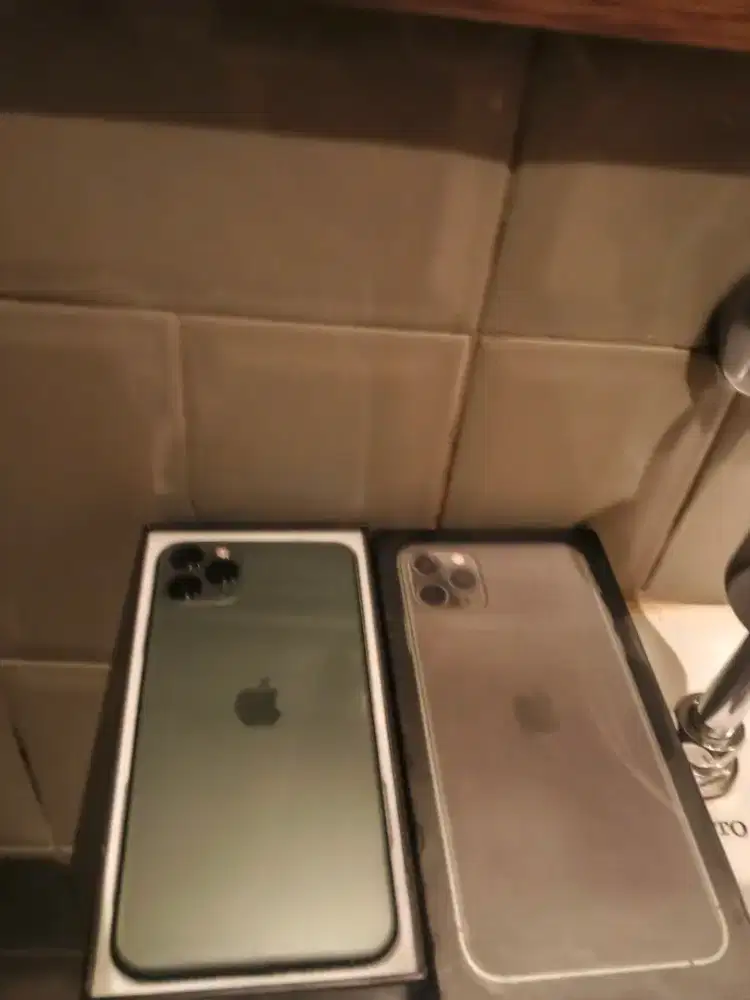 iphone 11 pro max 256gb proper masih baru