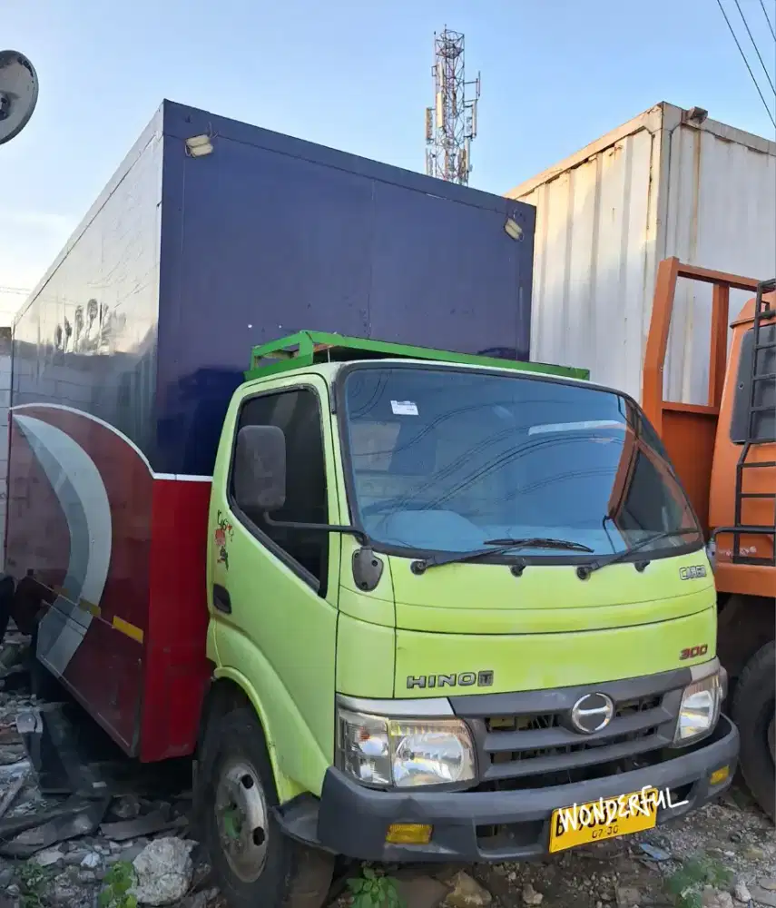 Hino Dutro 130HDLong Box Long 5.7m 2019 Ors Turbo Bio Solar Euro2