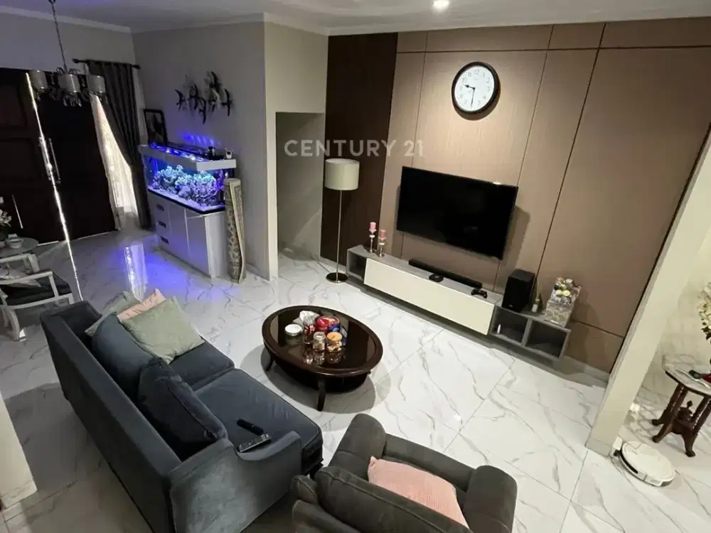 Rumah Cantik Modern Dalam Cluster Di Emerald Bintaro Gb16598