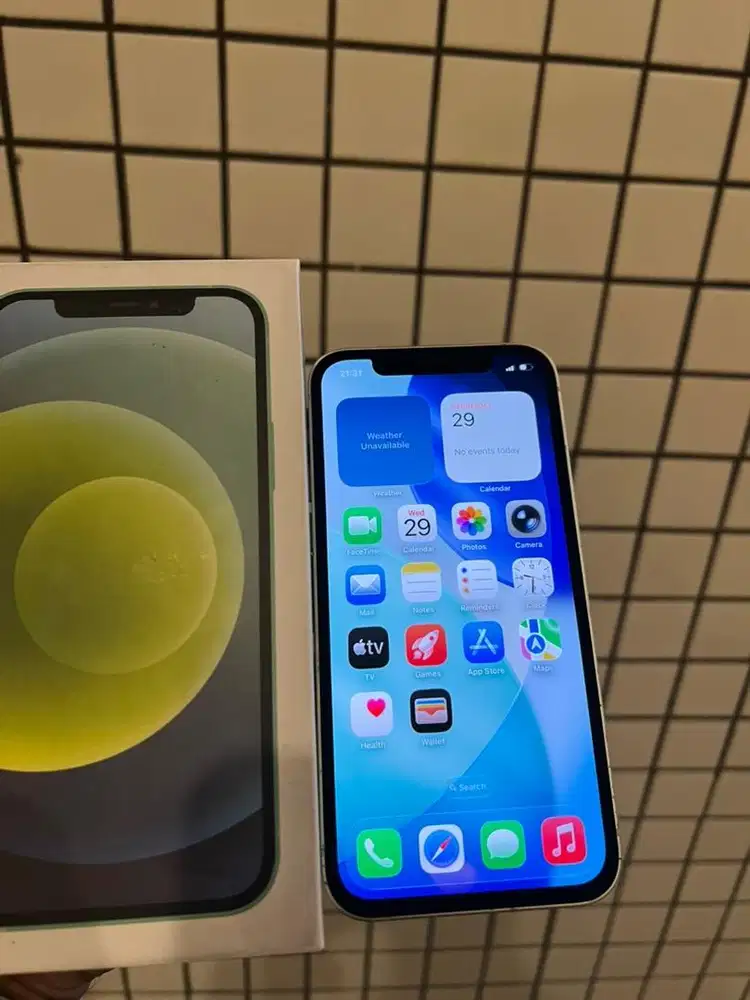 iphone 12 128gb sesuai harga juga baru