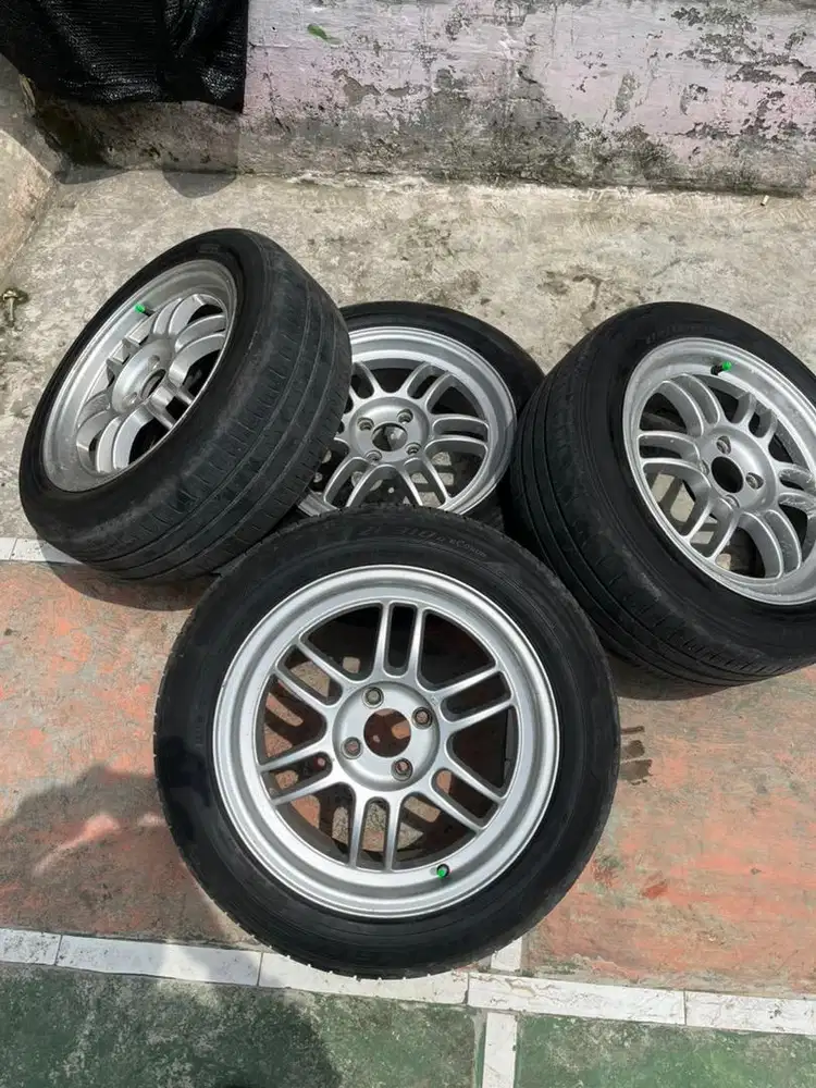 Valg engki 16 fullseet