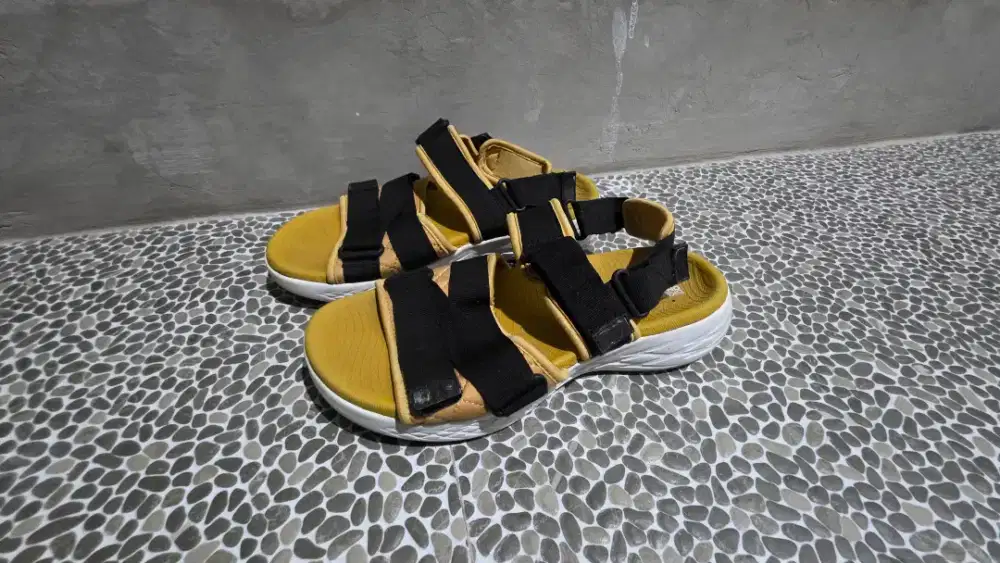 Sandal Skechers Size 41 Kerennn