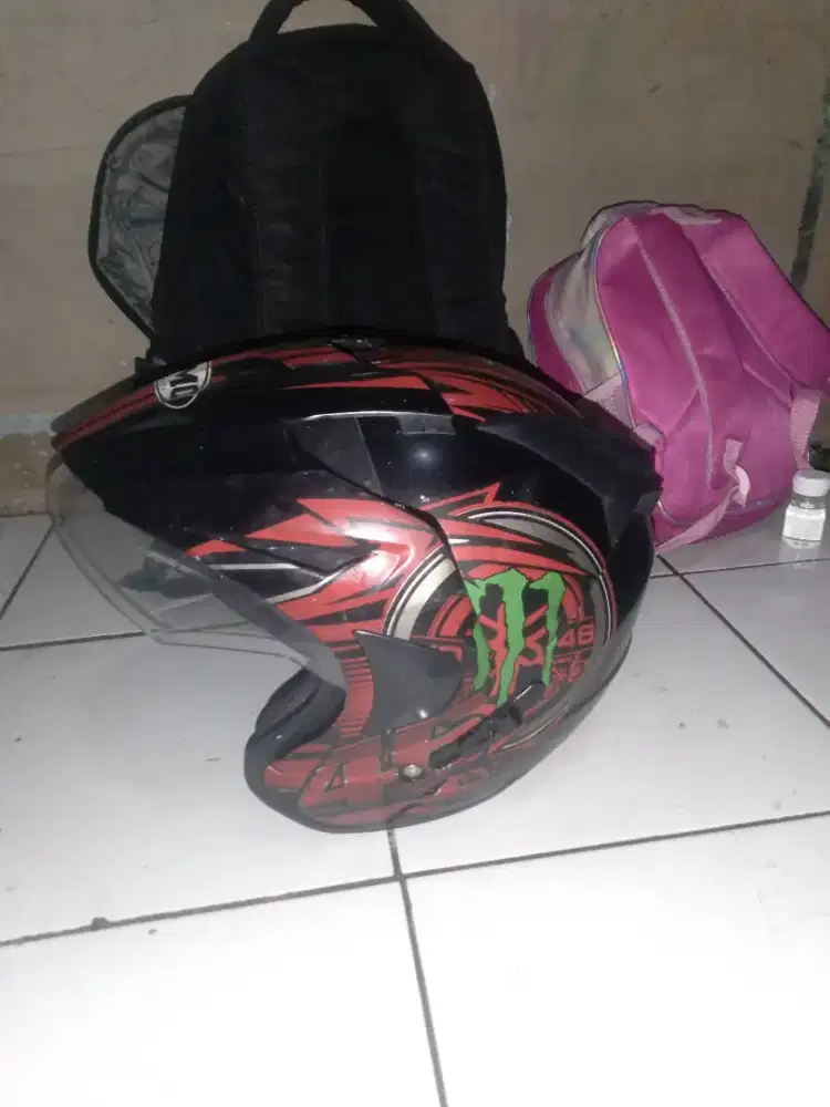 helm masih bagus