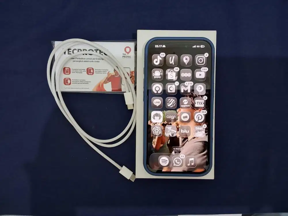 Iphone 16 128 GB Ultramarin - IBOX