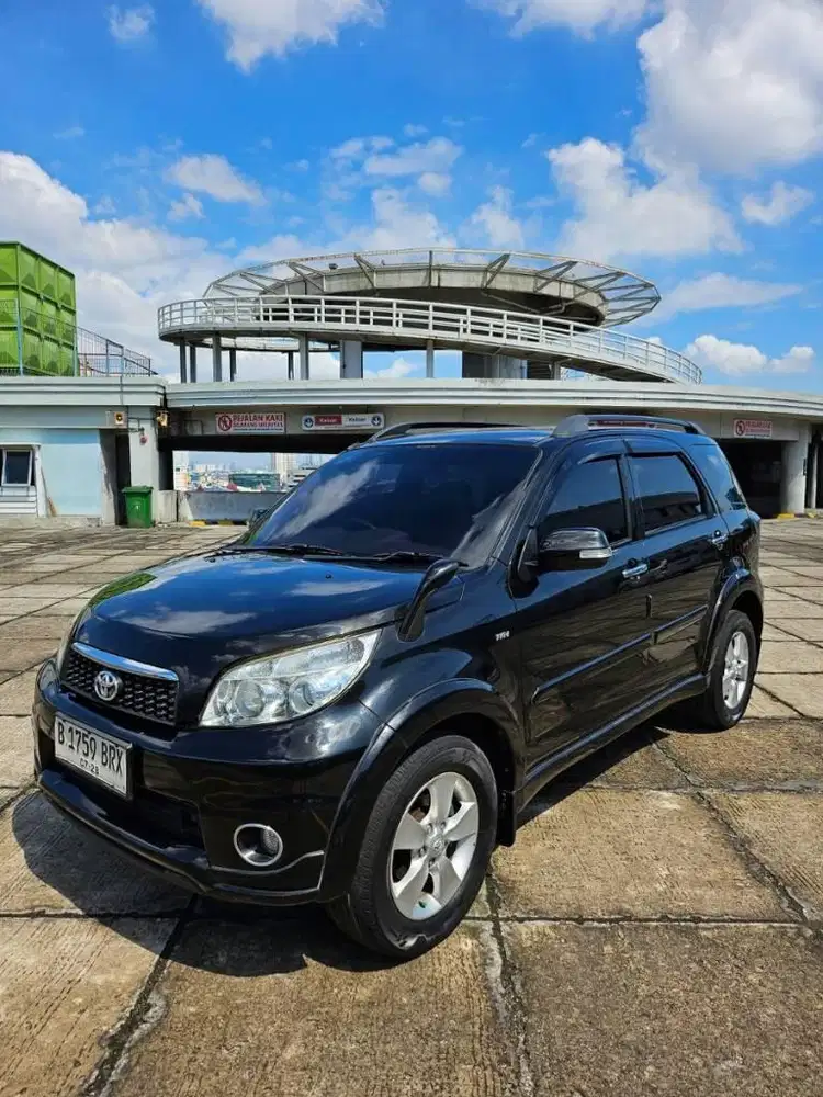 Toyota Rush 1.5 G AT (Automatic) 2013 Hitam (Promo TDP 10jt)