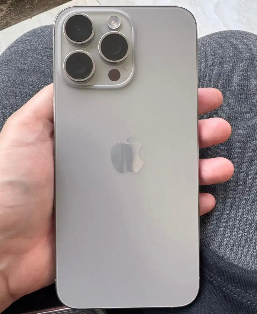 Iphone 15 promax 256gb natural titanium