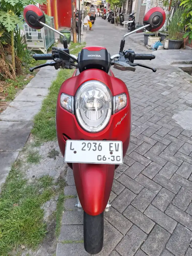 Jual scoopy 2020 kondisi sgt bagus siap pakai samsat manyar
