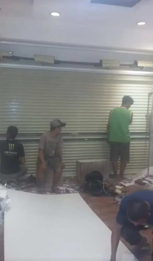 Tukang reparasi rolling door dan folding gate