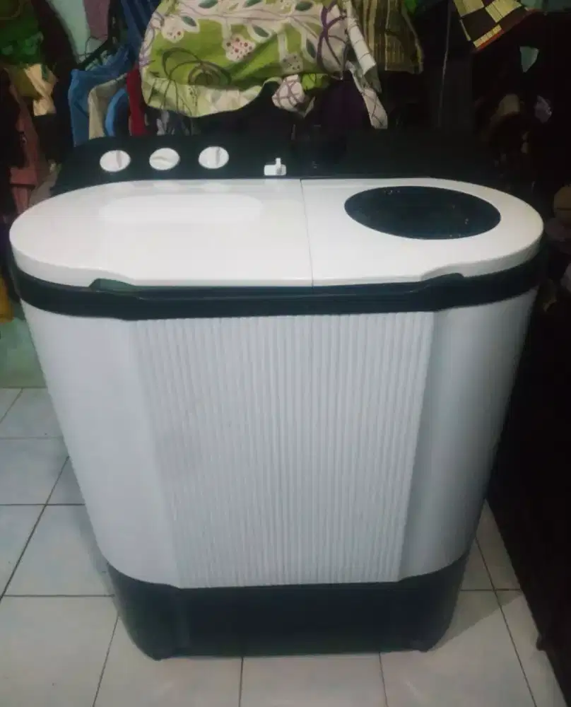 Mesin cuci 2 tabung mulus Maspion 12 kg