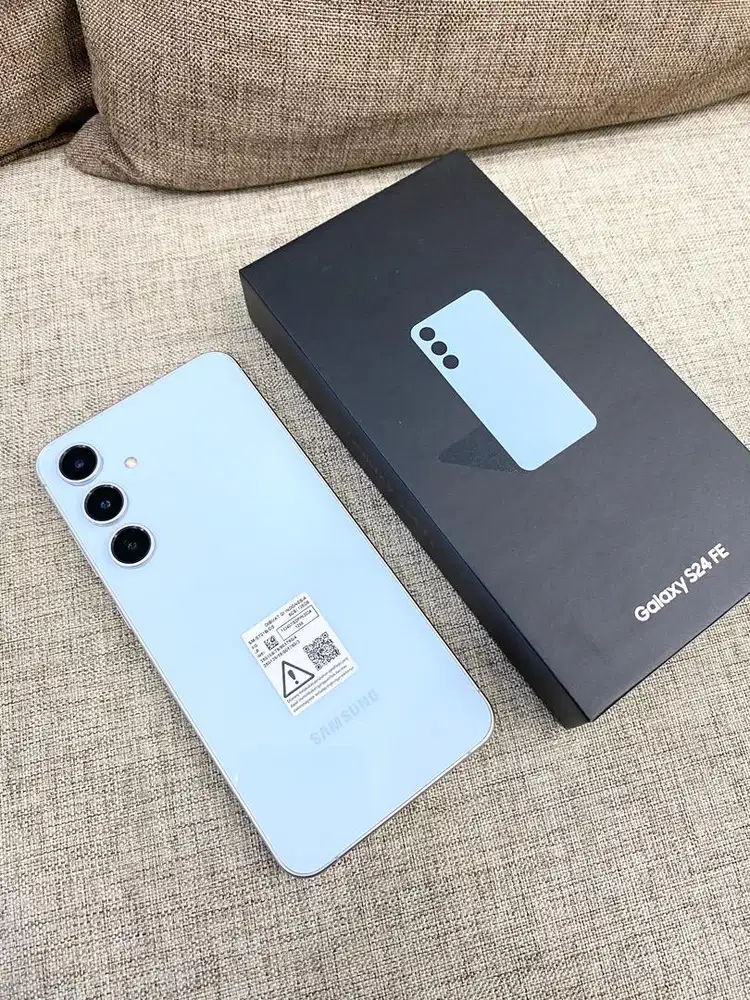 Samsung S24 FE 8/256gb blue, resmi SEIN (like new)
