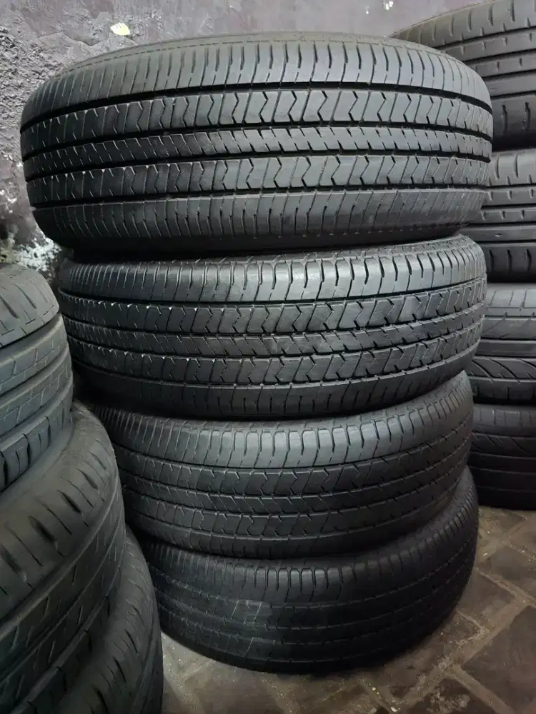 4 Ban DUNLOP 95% 205/65/15 Innova Hilux Kijang Panther Granmax Luxio