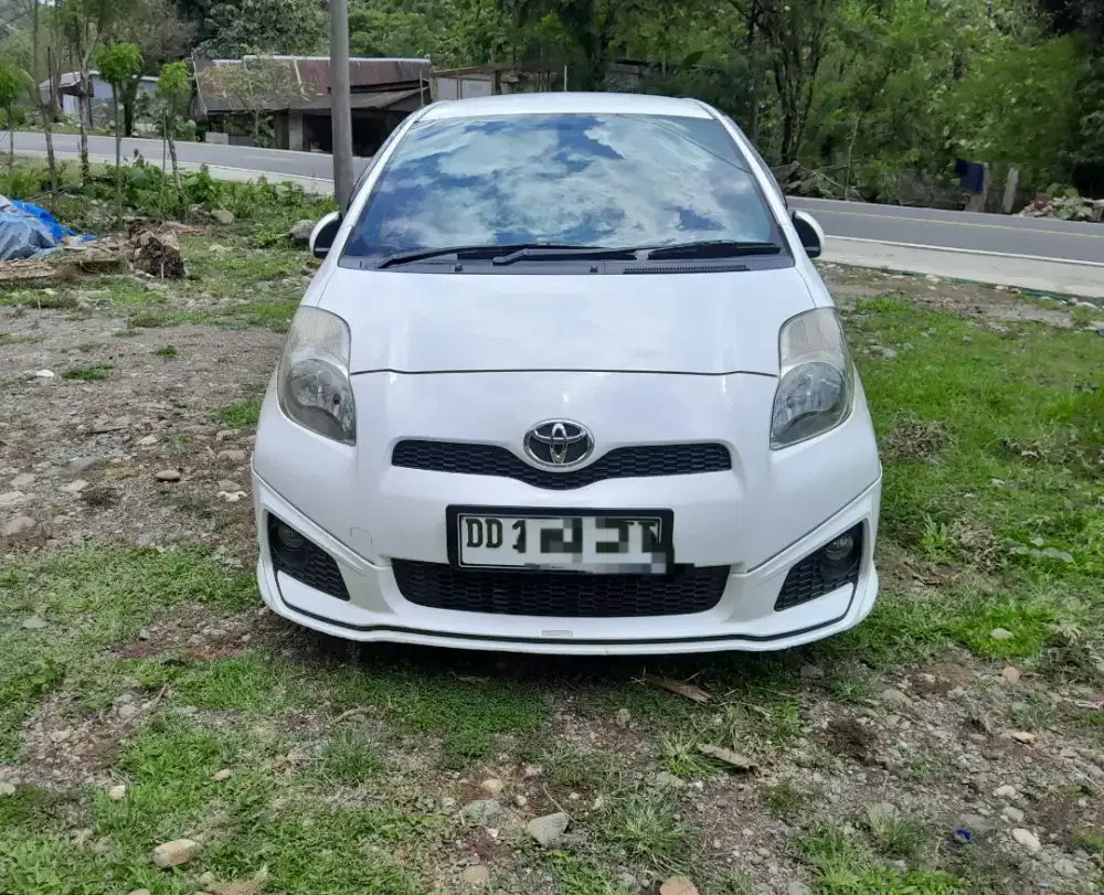 Toyota yaris trd sportivo 2012 manual terawat bekas rasa baru