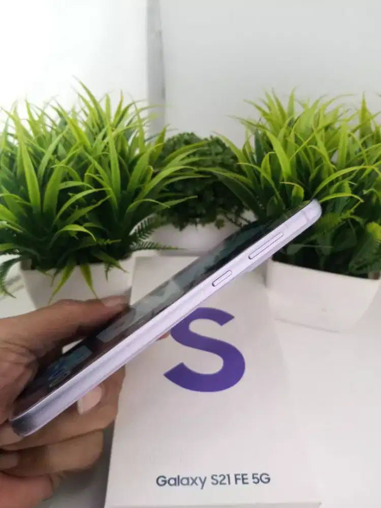 Samsung galaxy S21fe 8/256 Resmi sein
Kelengkapan fullset original
